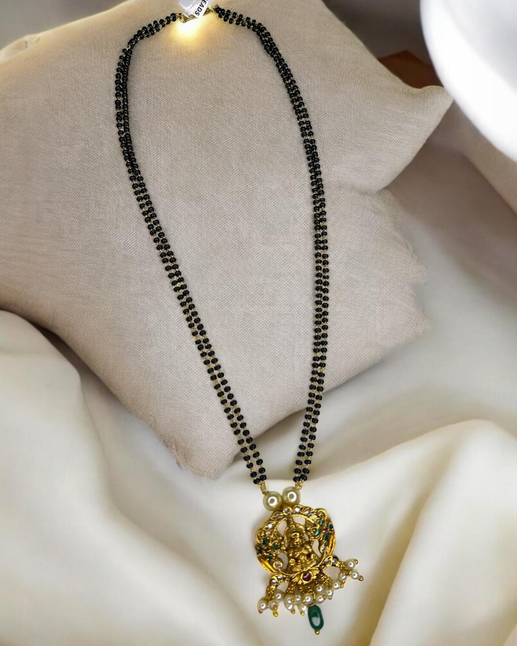 Emerald Drop Lakshmi Mangalsutra