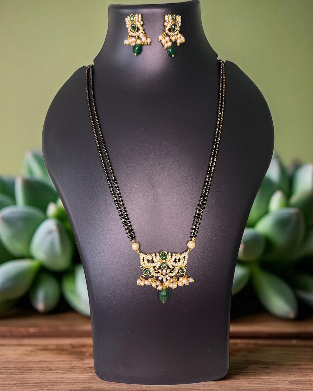 Emerald Lotus Mangalsutra Set