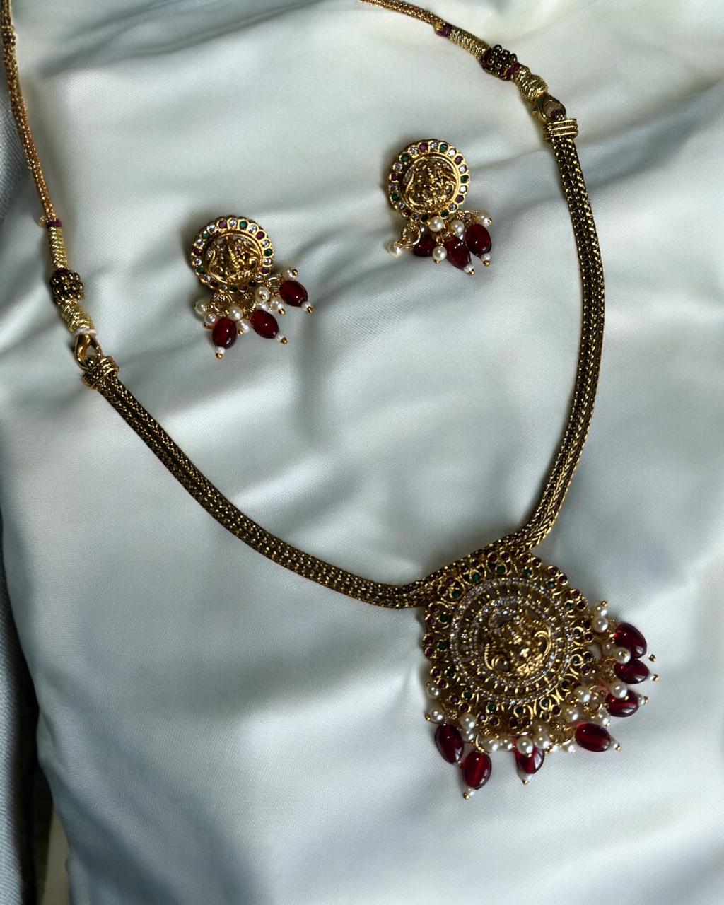 Golden Aadya Naan Patti set