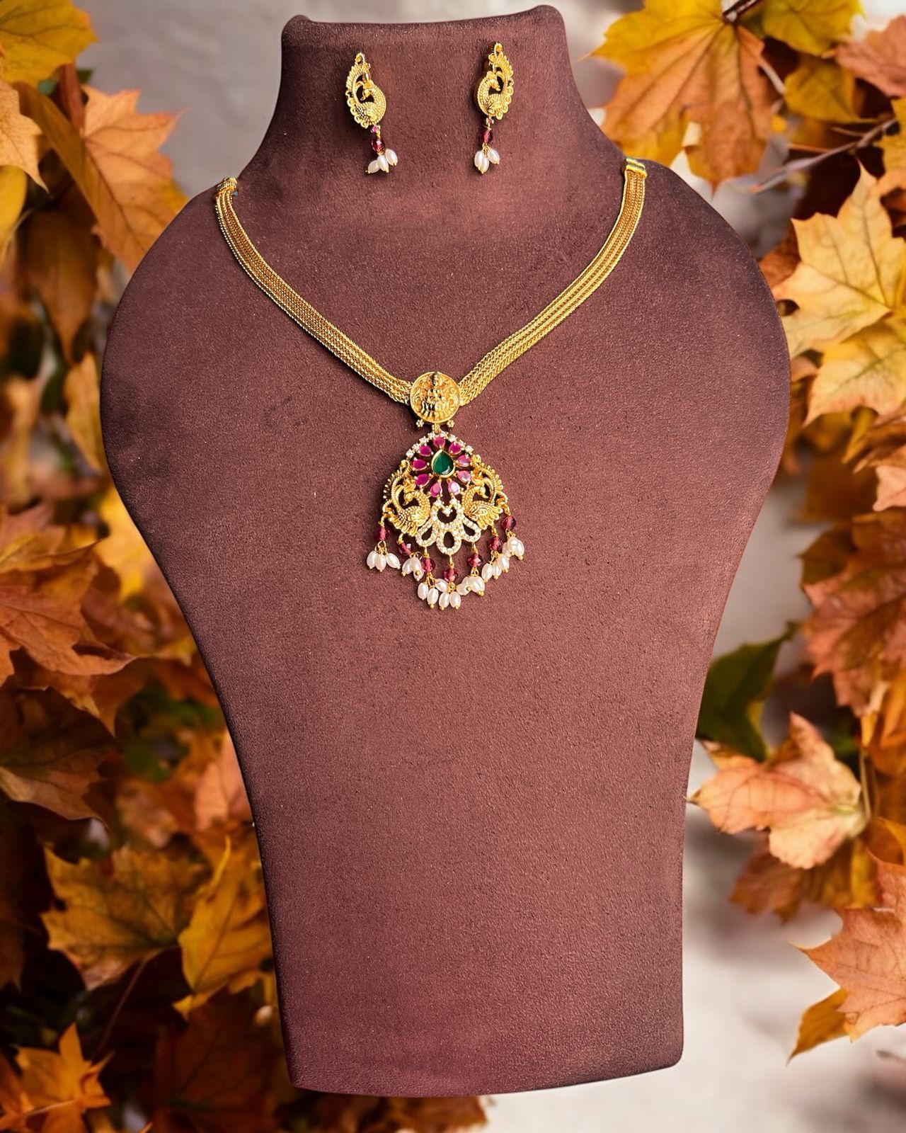 Golden Aishwarya Naan patti set