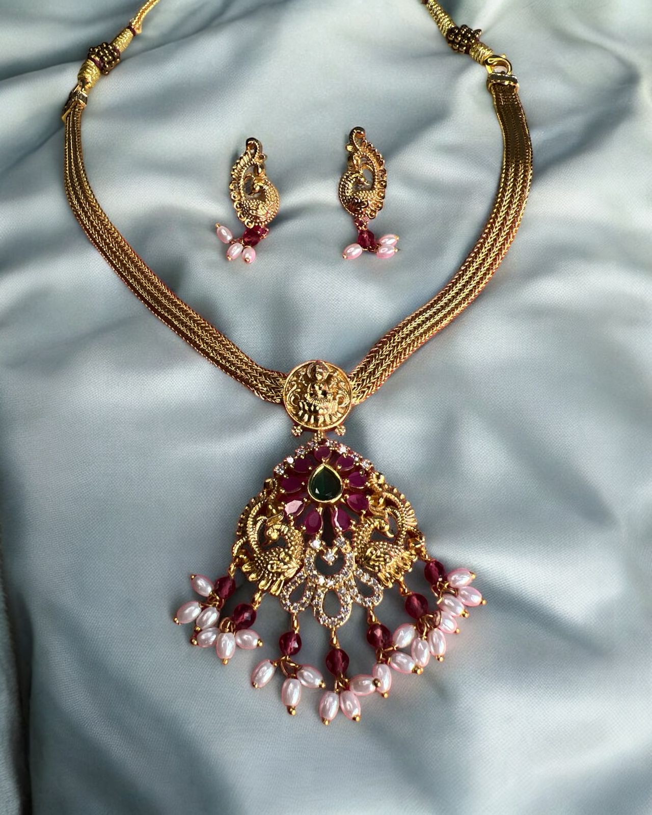 Golden Aishwarya Naan patti set