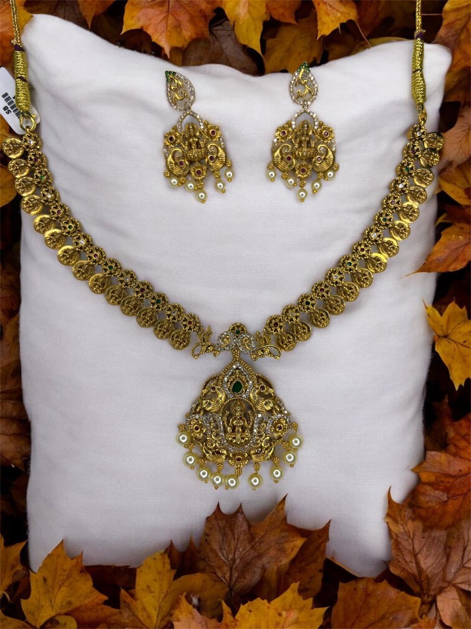 Golden Ananya Temple Set
