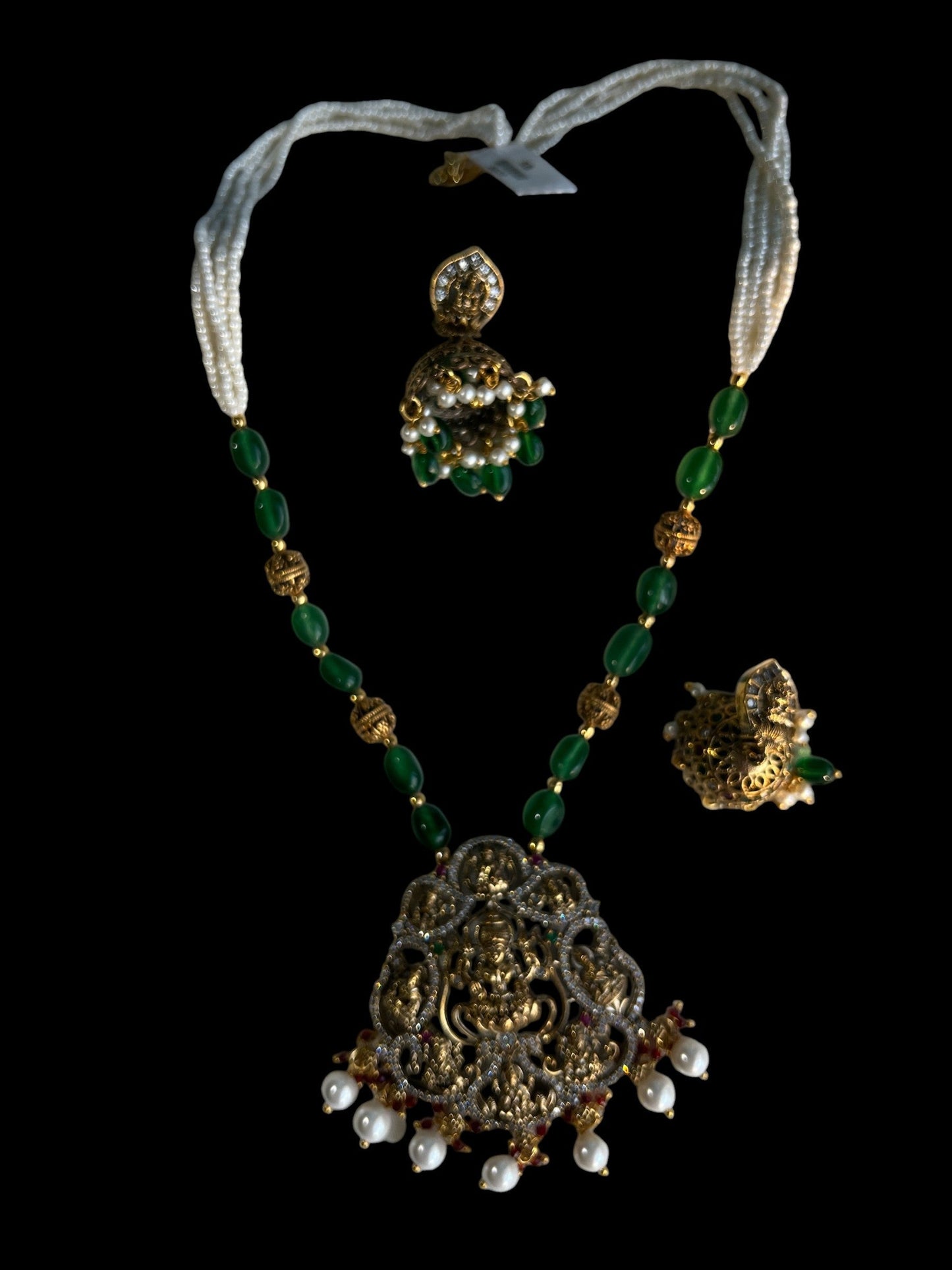 Green Beaded Necklace Set
