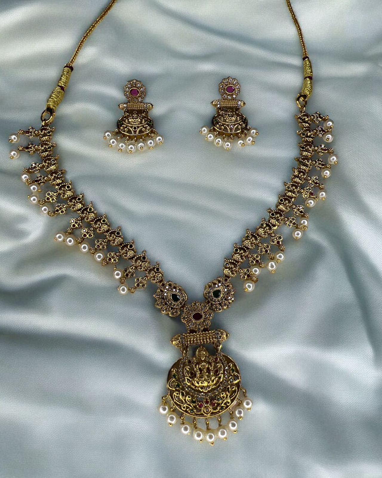 Anaya Pearl Temple Necklace Set