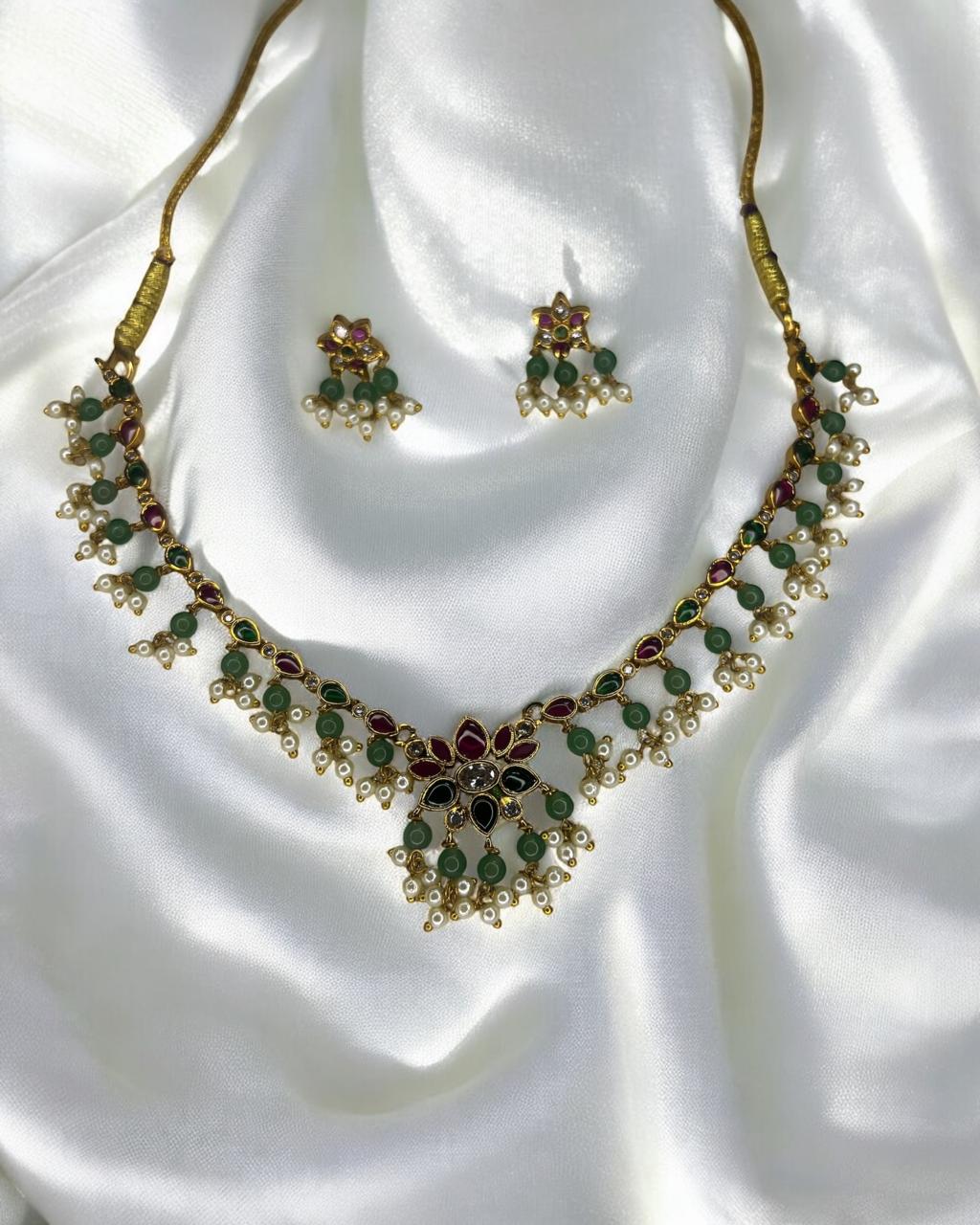 Peacock Pearl Set