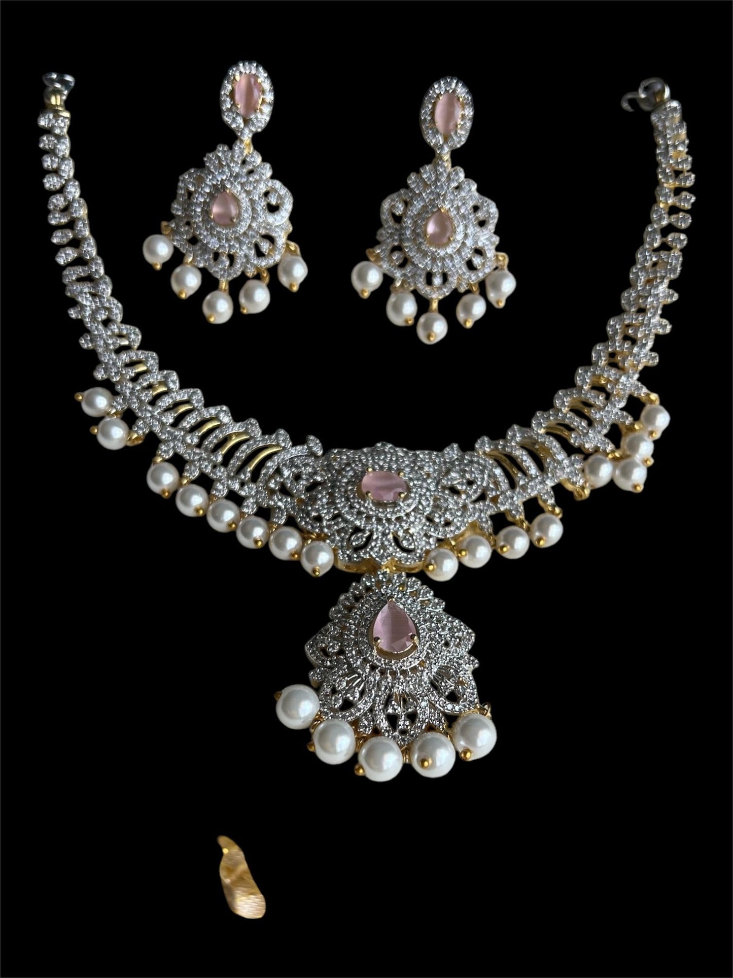 Pearl Pink Choker set