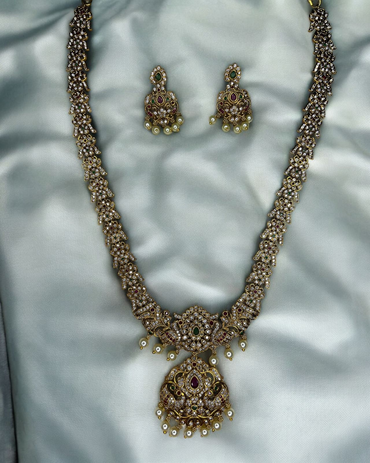 Temple Charm Bridal Set