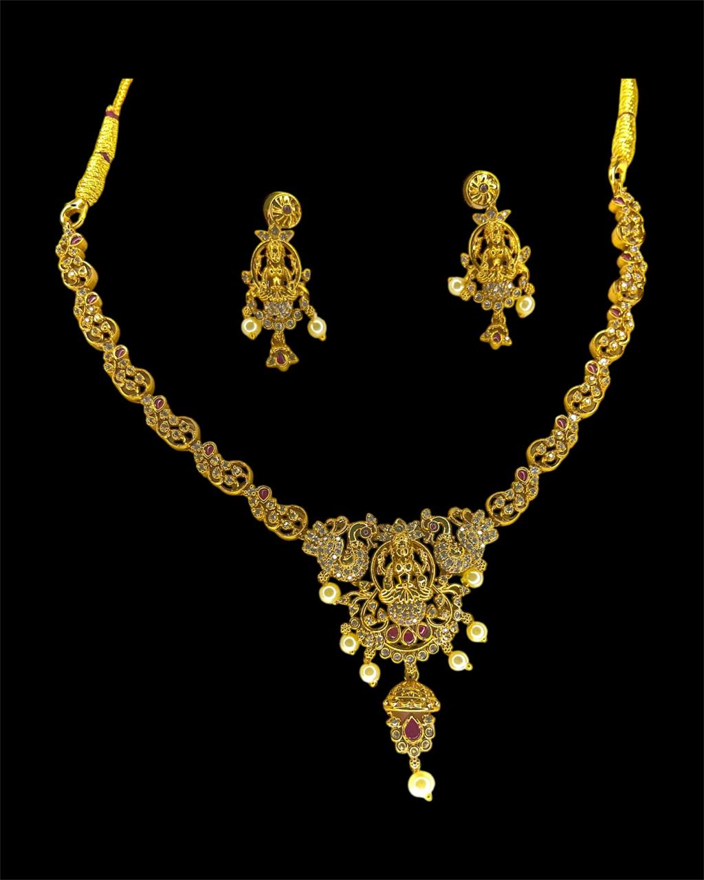 Temple Pearl Drop Set