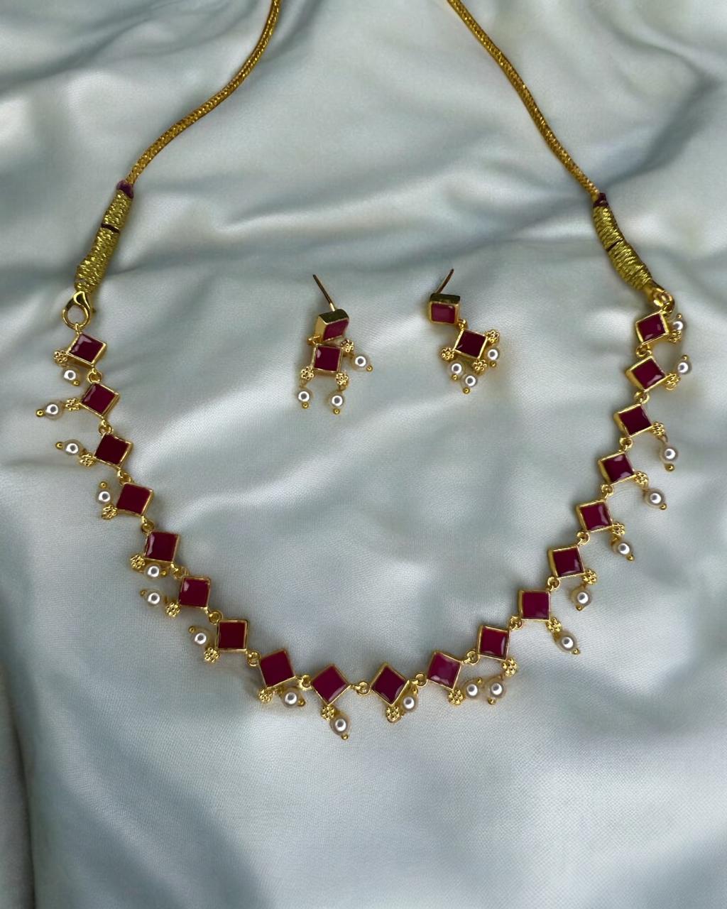 Zaara Ruby Pearl Set