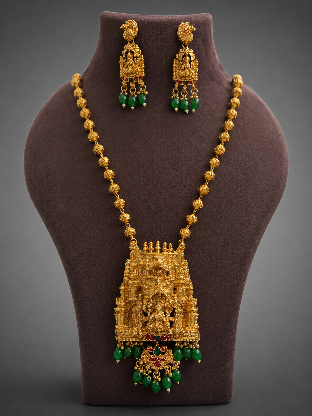 Lakshmi Temple Pendant Haram Set